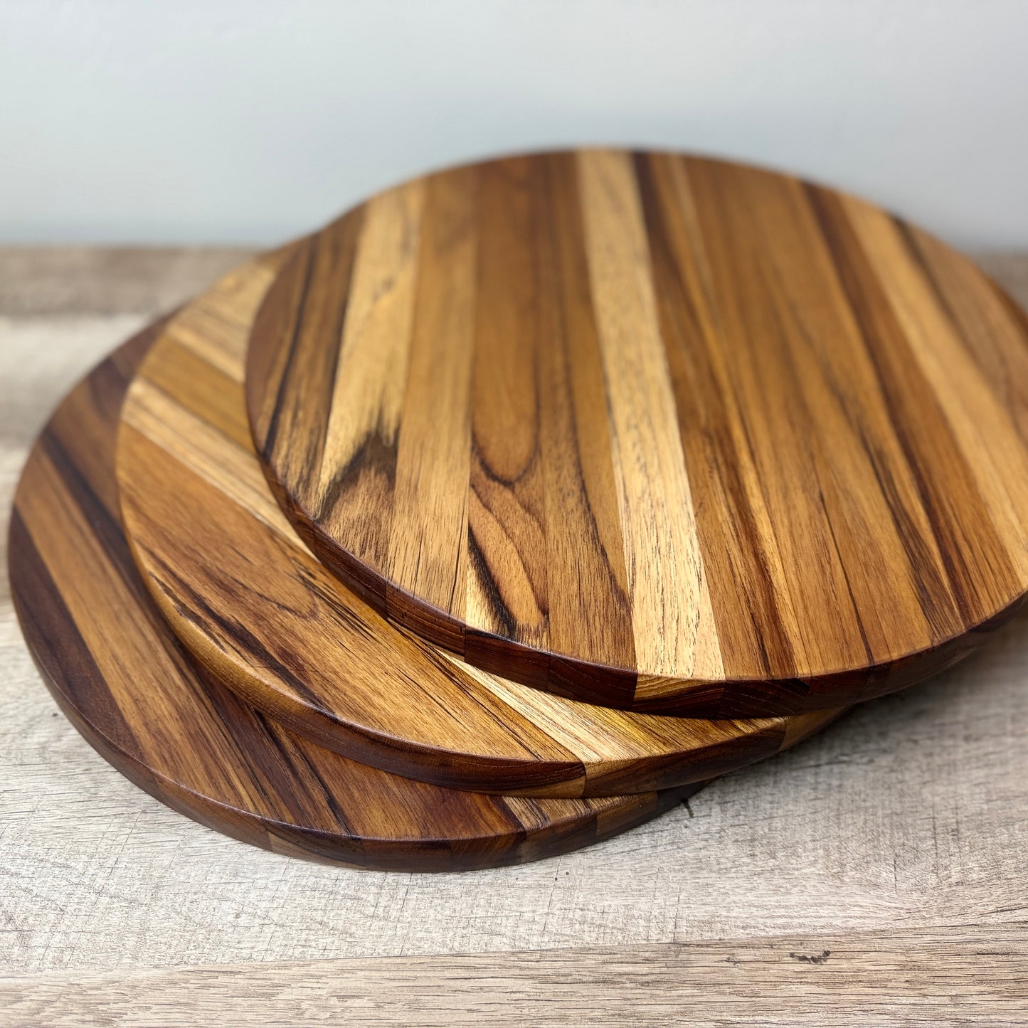 15 inch Round Teak Wood Cutting Board