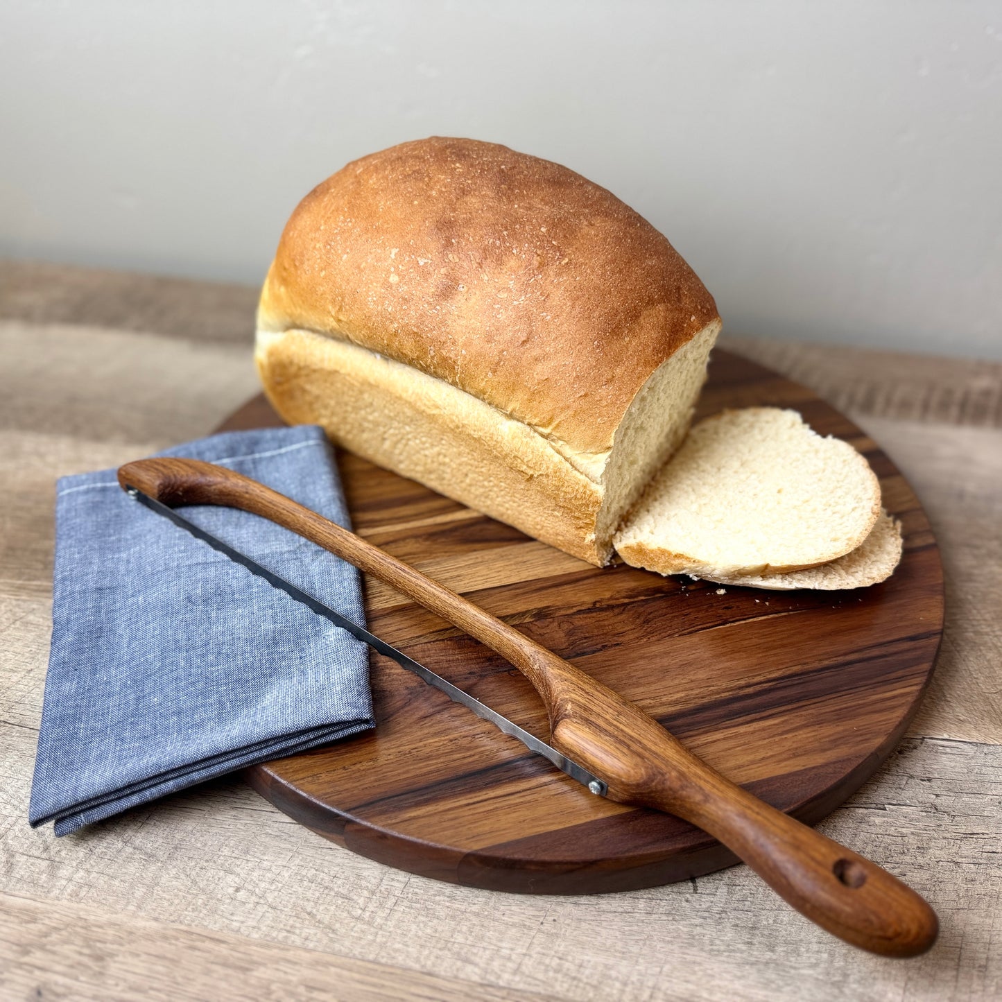 15 inch Round Teak Wood Cutting Board